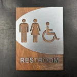 Ξύλινη Πινακίδα Μπάνιου με Μεταλλική Πλακέτα| Συμβατή με το πρότυπο ADA